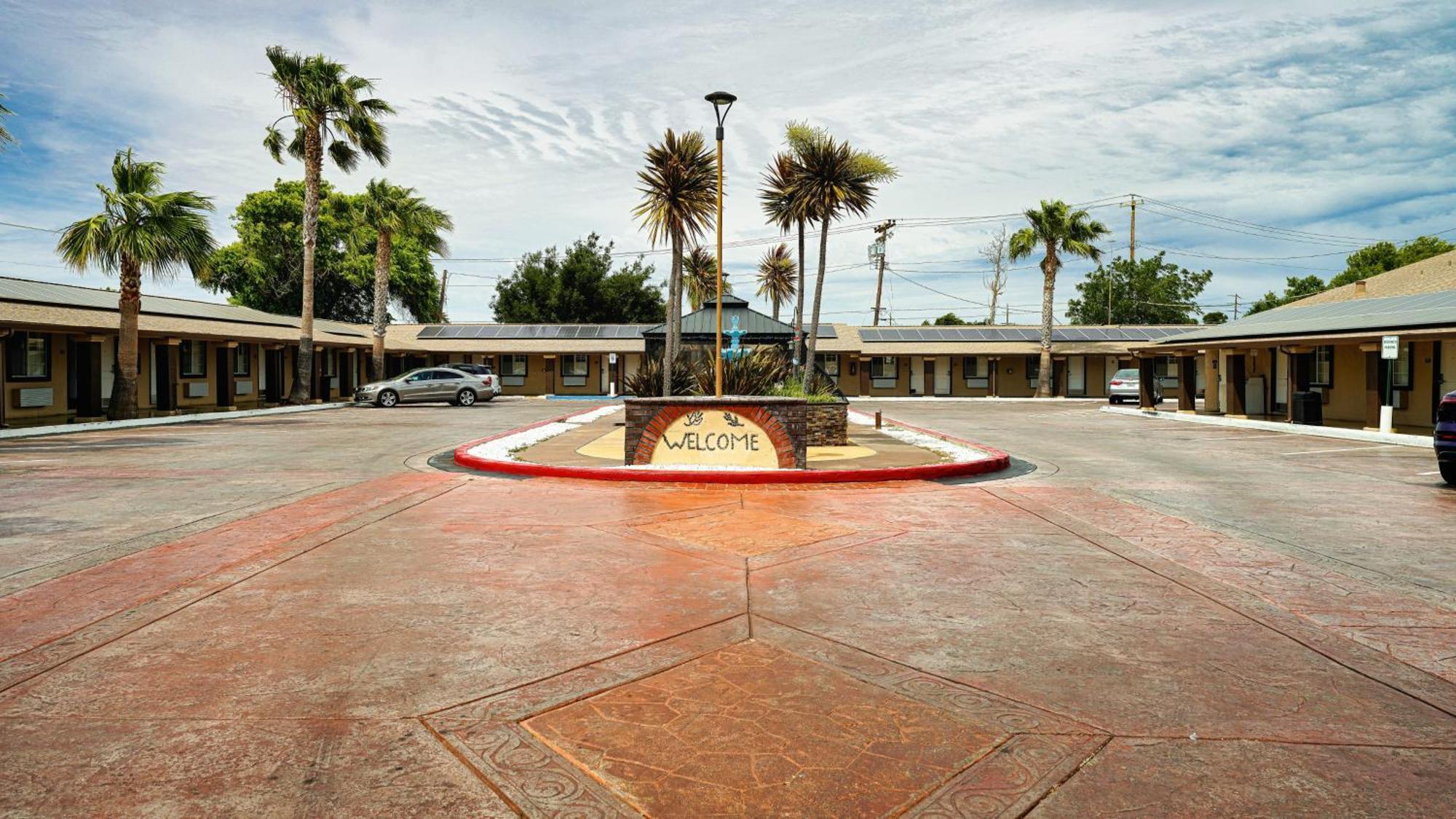 Americas Best Value Inn, Antioch Bagian luar foto