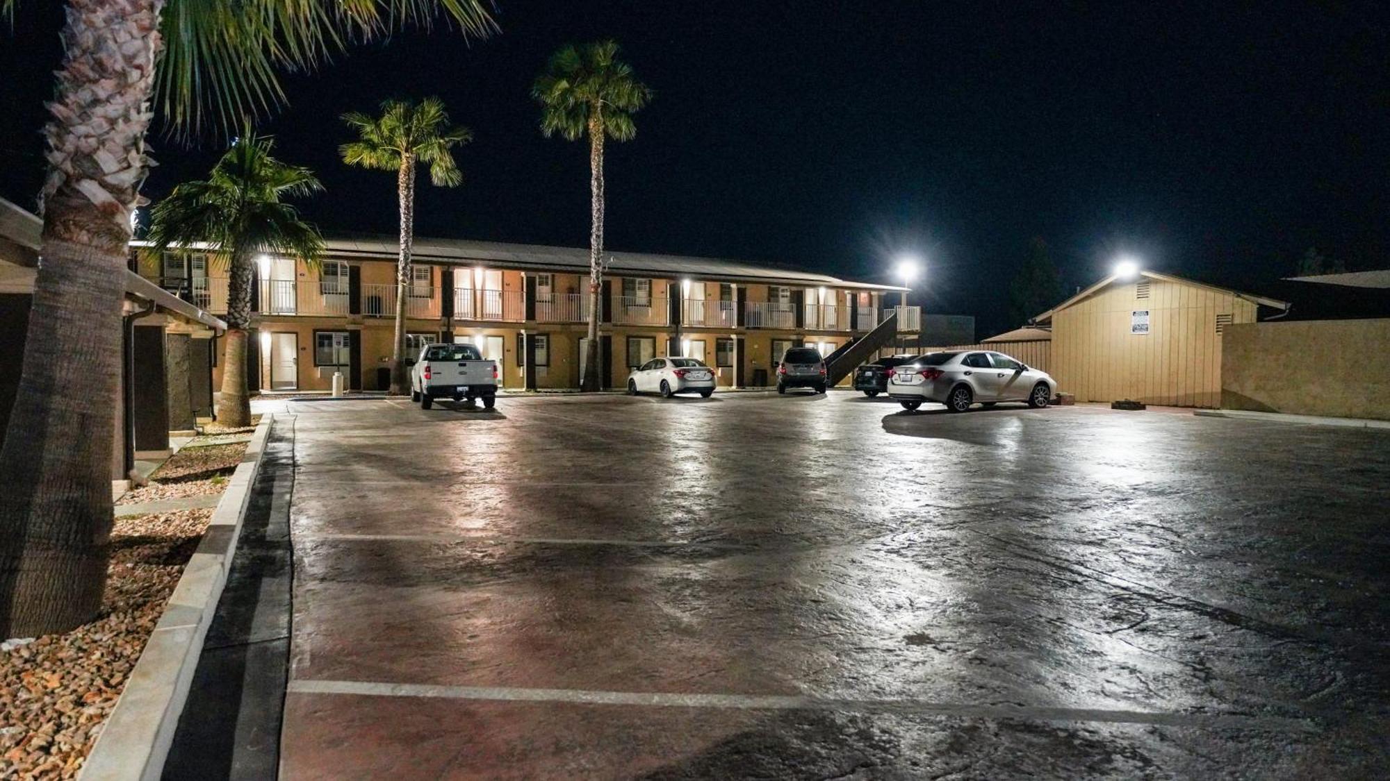 Americas Best Value Inn, Antioch Bagian luar foto