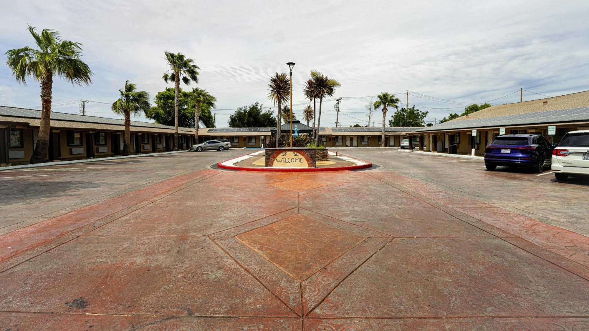 Americas Best Value Inn, Antioch Bagian luar foto