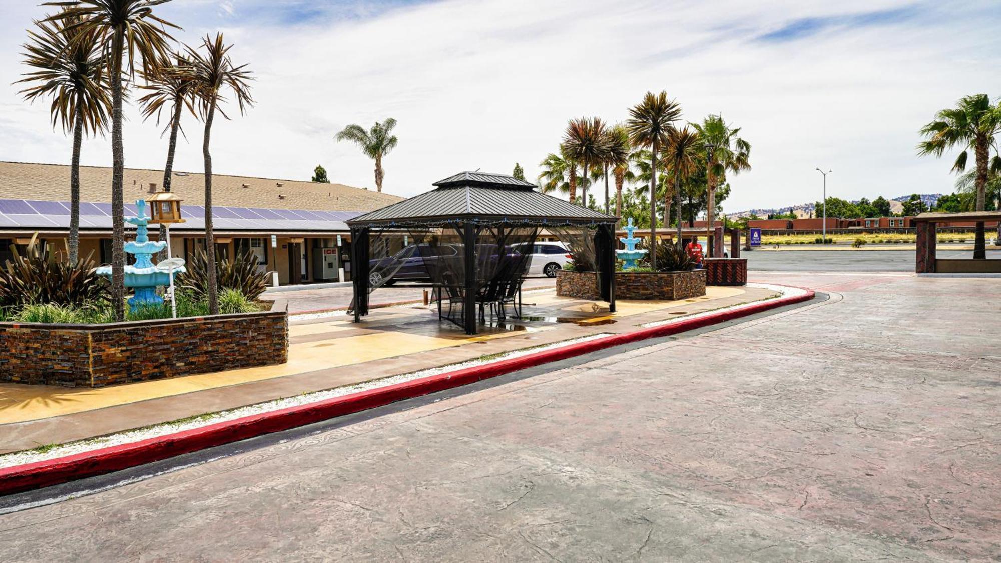 Americas Best Value Inn, Antioch Bagian luar foto