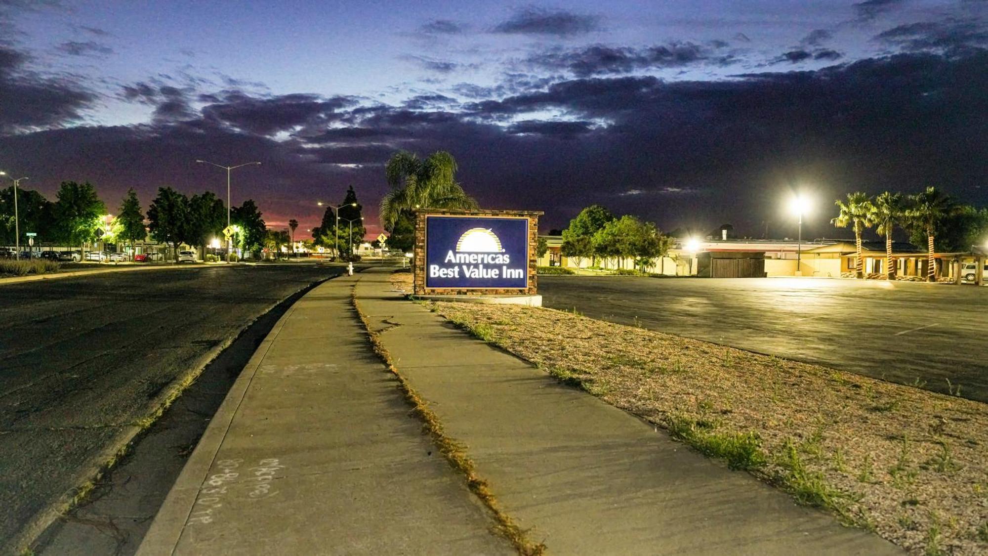 Americas Best Value Inn, Antioch Bagian luar foto