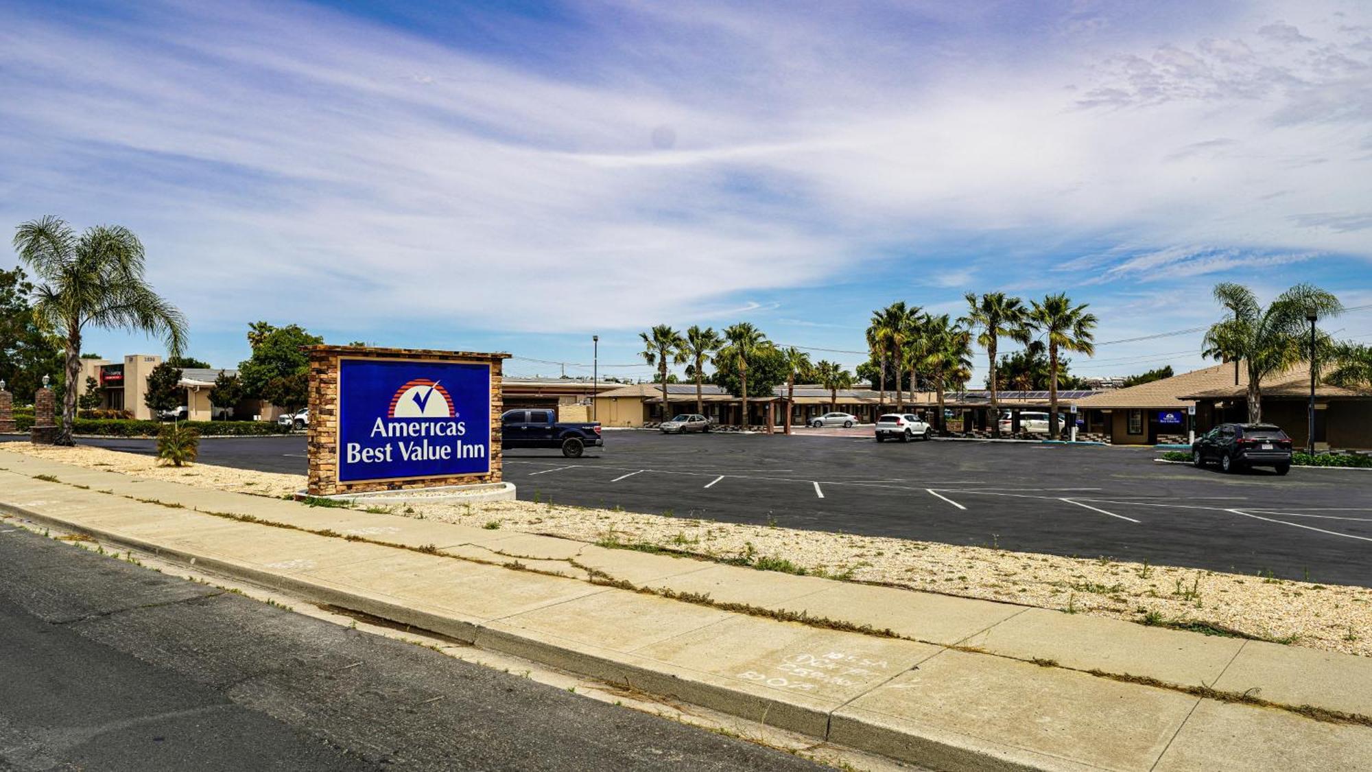 Americas Best Value Inn, Antioch Bagian luar foto