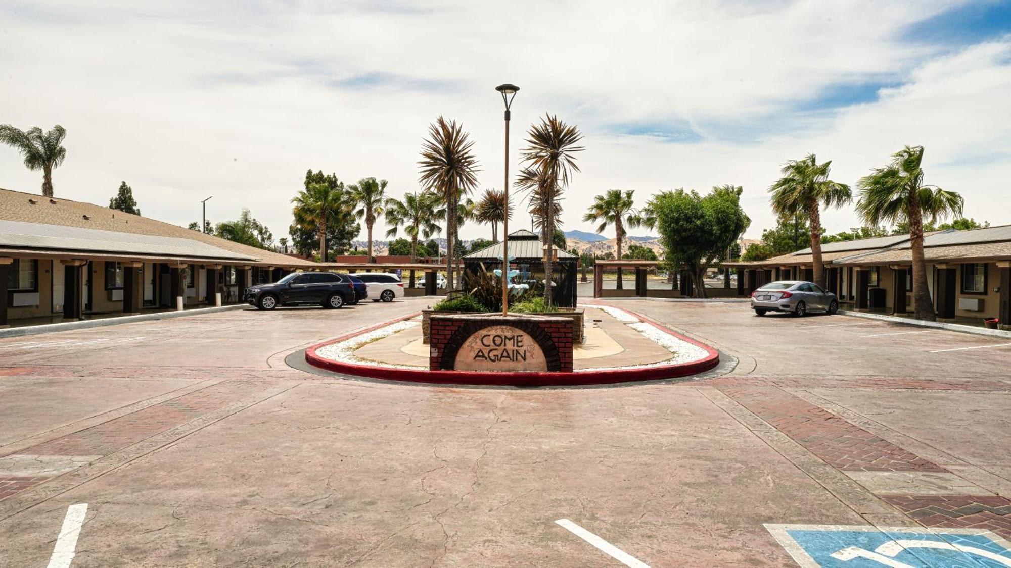 Americas Best Value Inn, Antioch Bagian luar foto