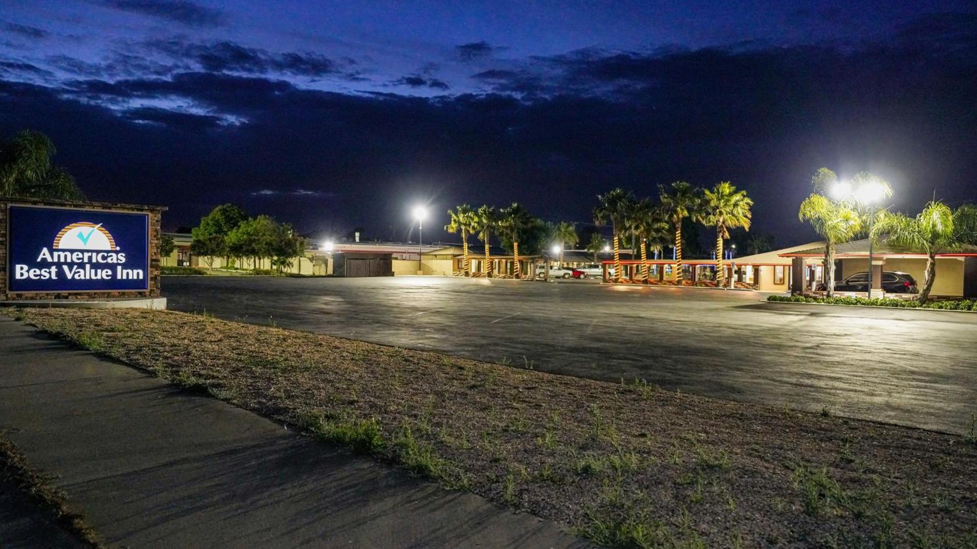 Americas Best Value Inn, Antioch Bagian luar foto