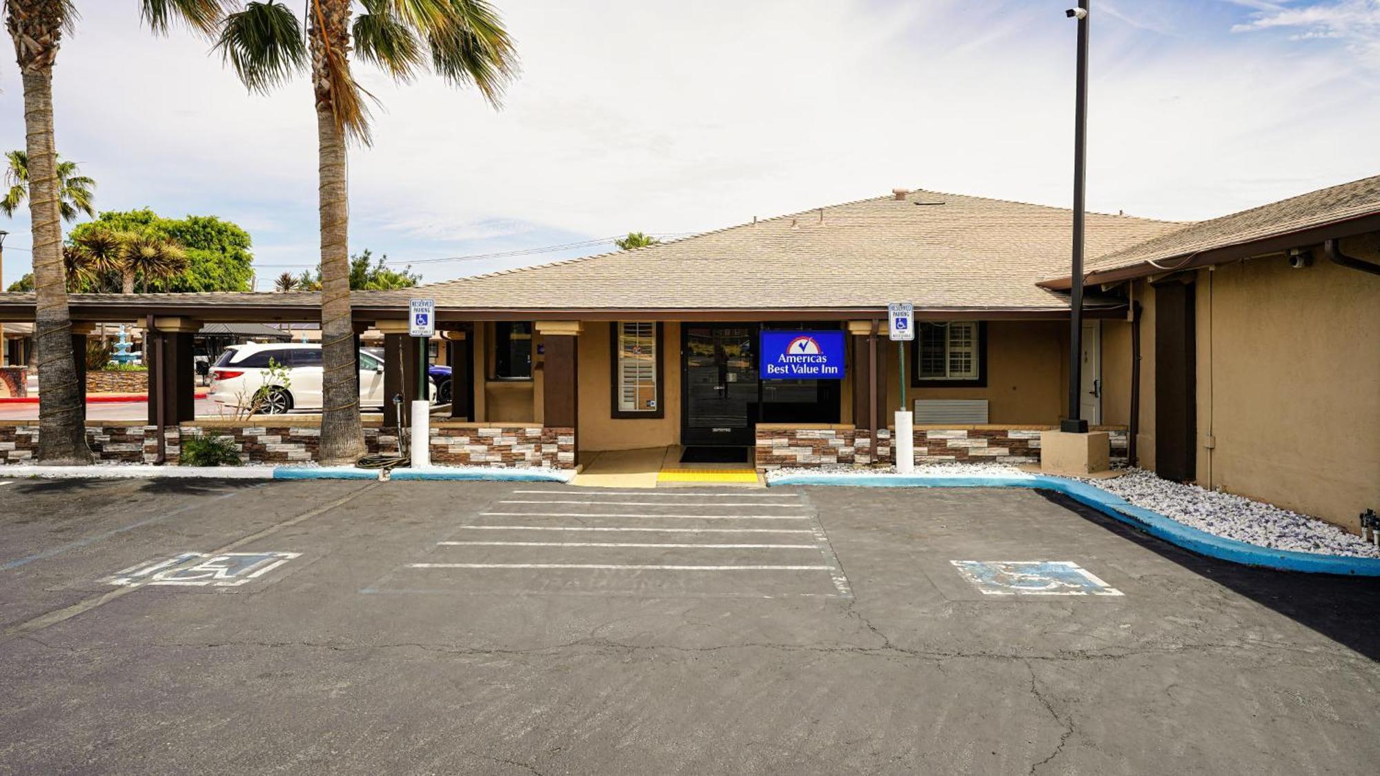 Americas Best Value Inn, Antioch Bagian luar foto