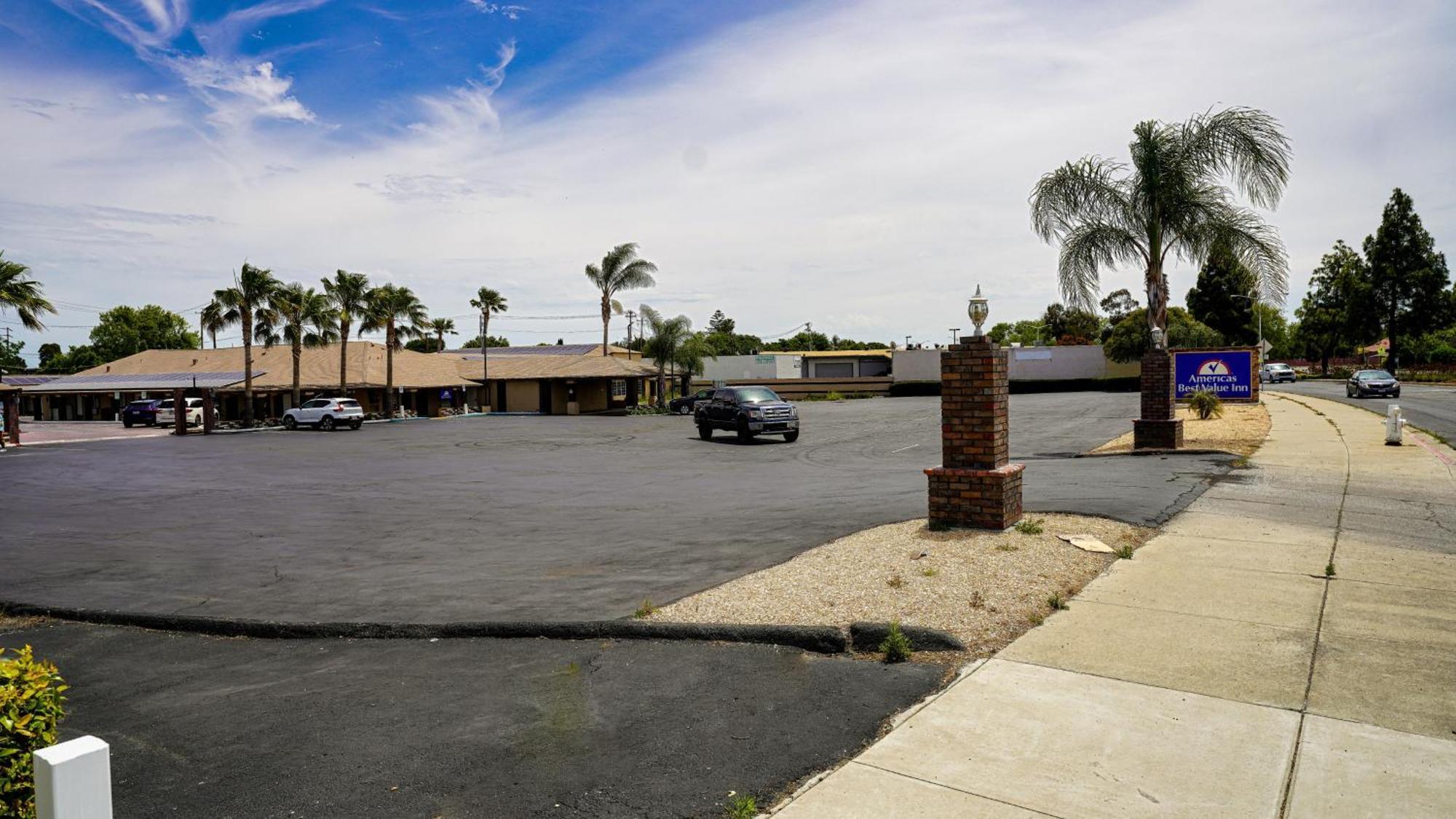 Americas Best Value Inn, Antioch Bagian luar foto