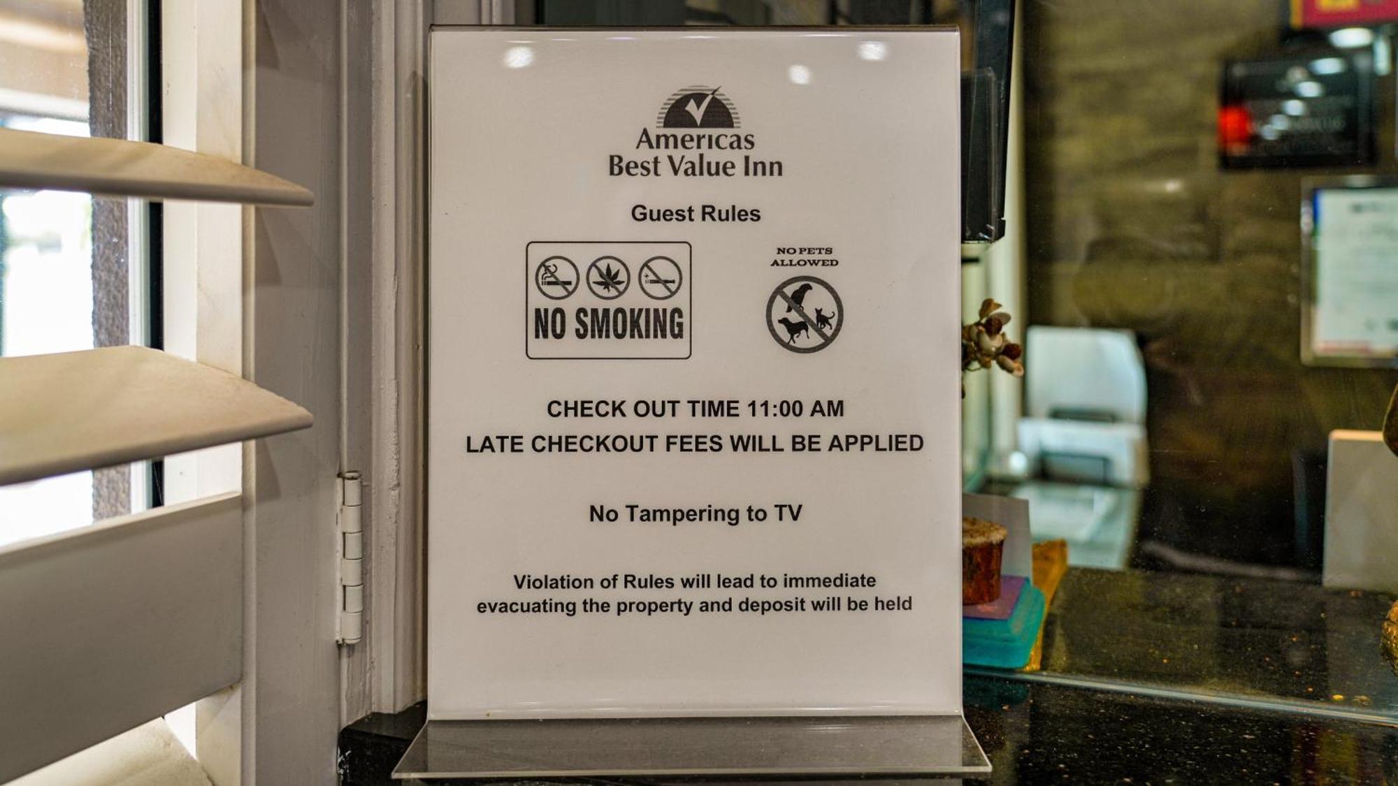 Americas Best Value Inn, Antioch Bagian luar foto